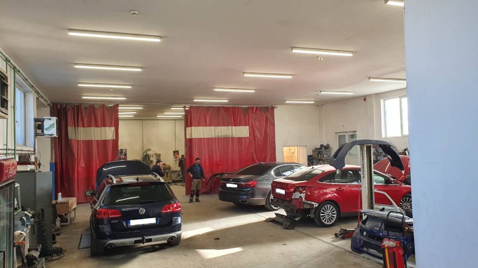 Reparații Daune Auto | Carserv Royal galerie foto